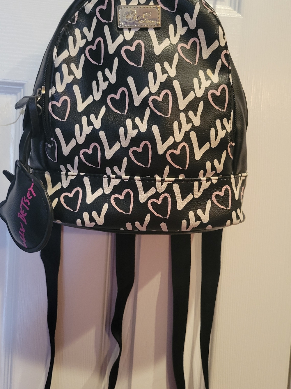 Betsey Johnson Black 'Luv' Heart Backpack